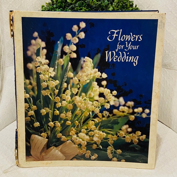 BUNDLE ONLY-Vintage Floral Designer Catalog Hardback Book - Picture 1 of 8